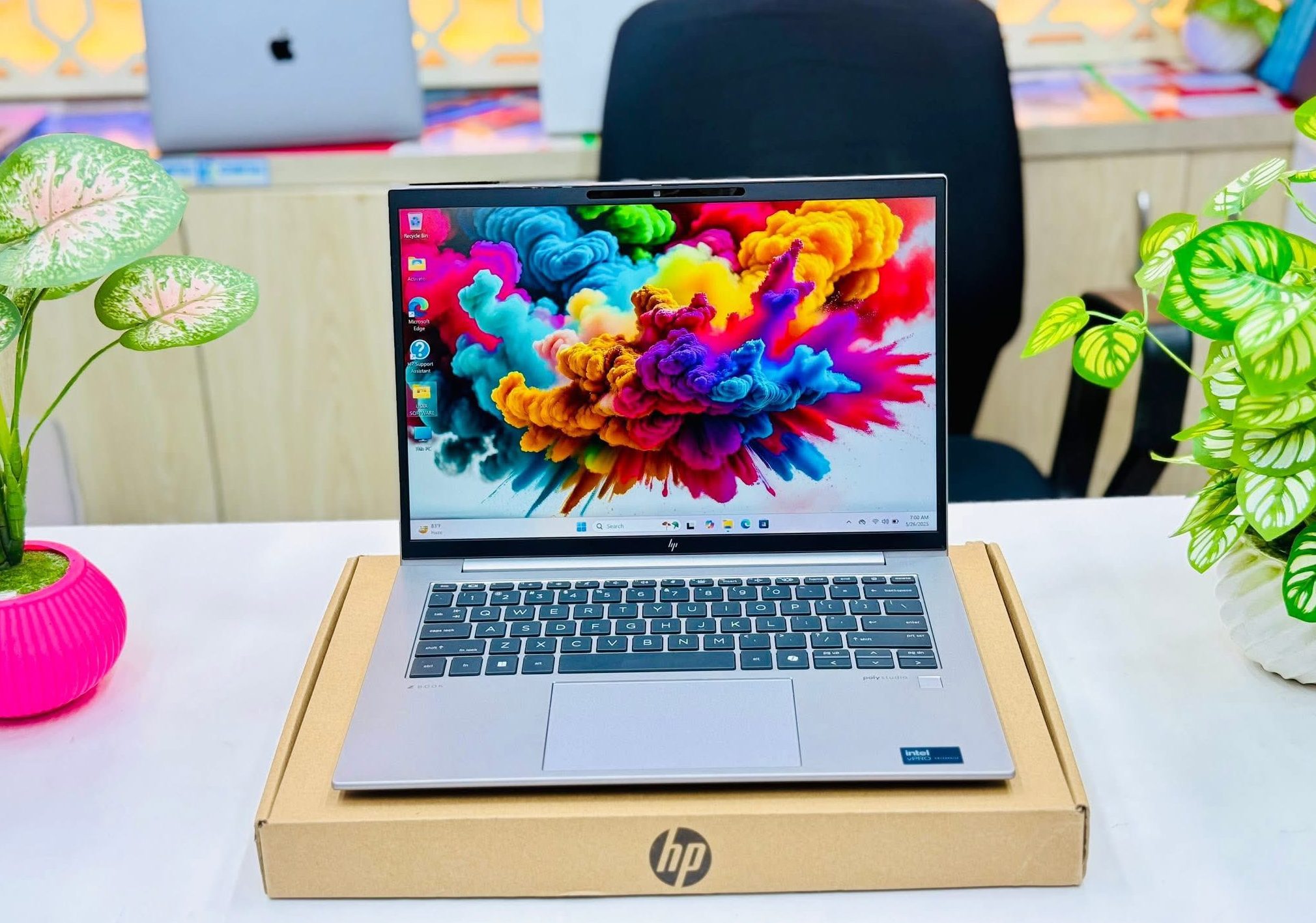 509356355_1163544899123181_8275012025386989344_n-e1769591640715 HP ZBook Firefly 14” G11 Workstation Intel Core Ultra 5 14th Generation 16GB DDR5- RAM 512 GB PCIe® NVMe™ SSD - Image 1
